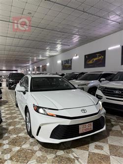 تۆیۆتا کامری